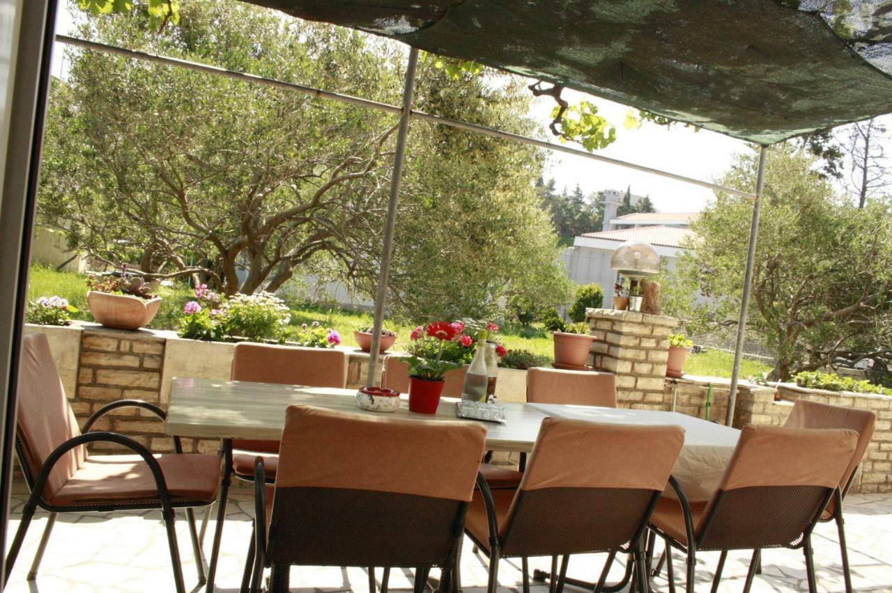 Guesthouse Matusan'S Place Banjol Екстер'єр фото